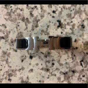 Hermès Clic H Bangle- Noir